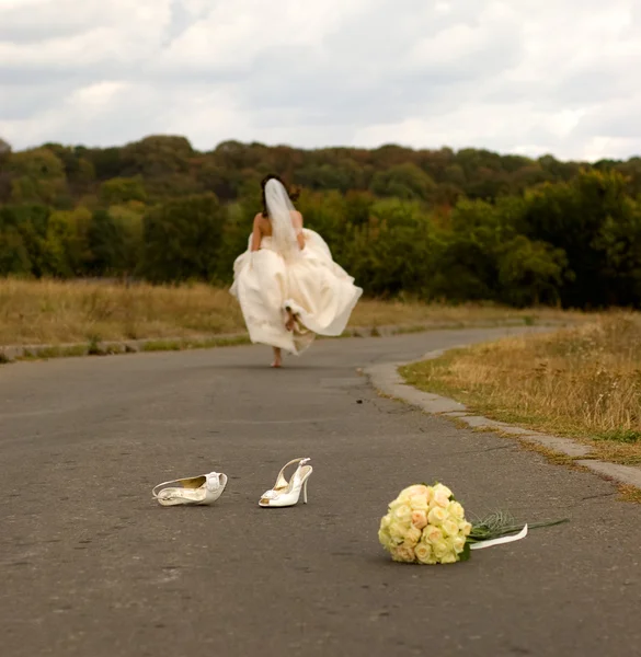 Сбежавшая невеста — стоковое фото