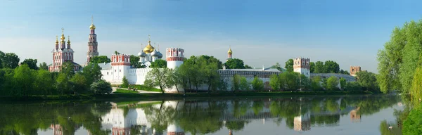 Novodevitsj klooster p — Stockfoto