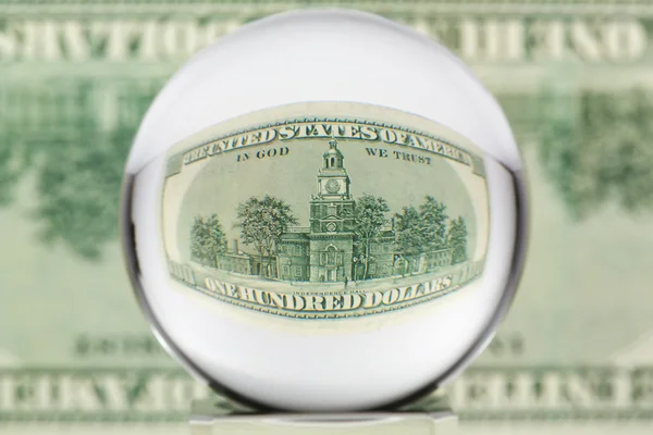 Esfera de vidro, dólar, três — Fotografia de Stock