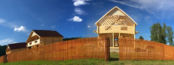 New wooden home (distorted) — Stock Photo, Image