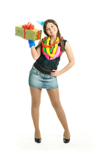 Счастливая девушка с подарком — стоковое фото