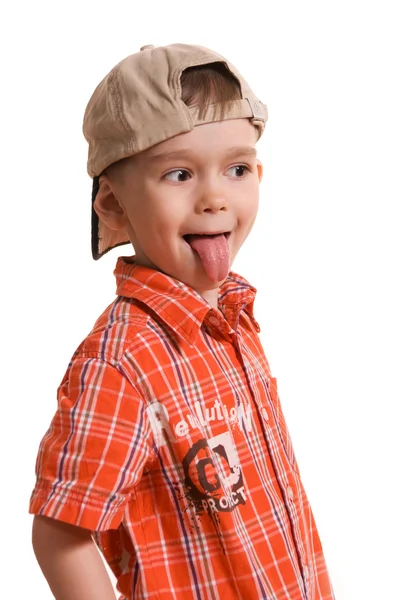 그의 혀를 보여주는 작은 소년 — 스톡 사진