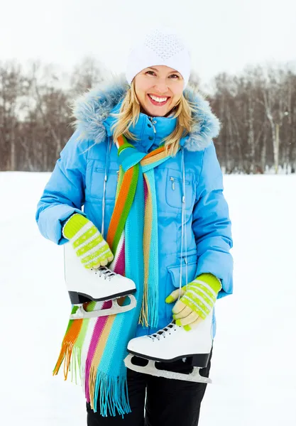 Girl going to ice skating — Stock Photo, Image