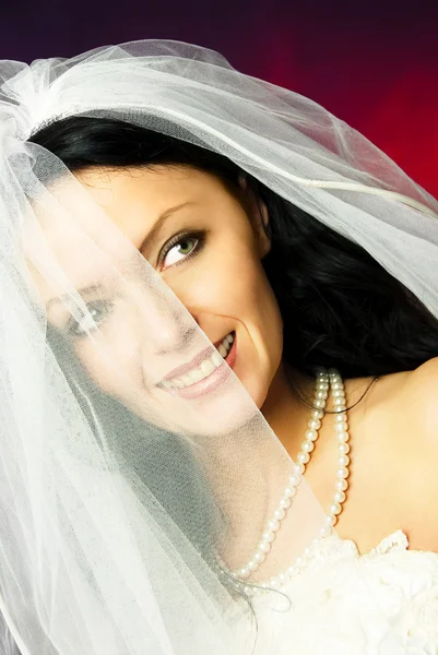 セクシーなブルネットの花嫁 — ストック写真