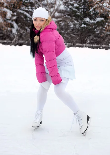 Πατινάζ στον πάγο κορίτσι — Φωτογραφία Αρχείου