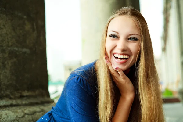 웃는 여자 — 스톡 사진