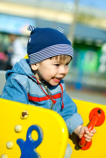 Cute boy playing outddor — Stock Photo, Image