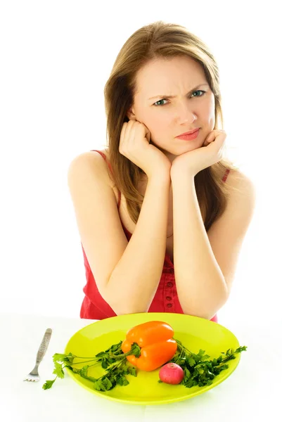 Недовольная женщина, соблюдающая диету — стоковое фото