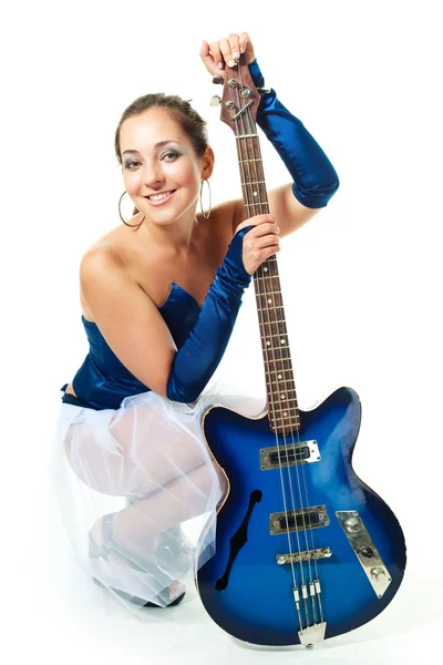 Chica sexy con una guitarra —  Fotos de Stock