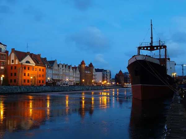 Riverside at dawn in Gdansk, Poland. — Stock Photo, Image