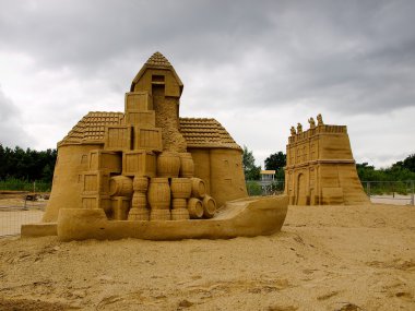 Sand sculptures clipart
