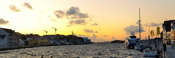 Stavanger při západu slunce — Stock fotografie
