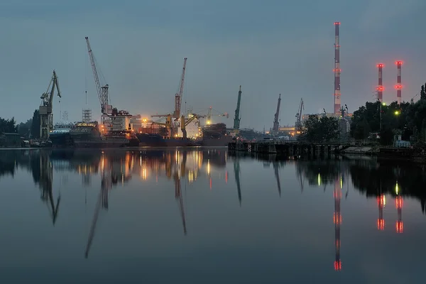 Cantiere navale di Danzica all'alba — Foto Stock