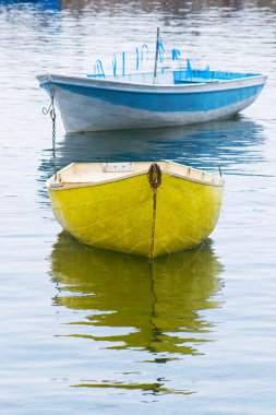 Two boats in water clipart