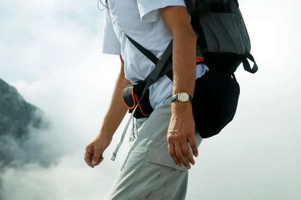 Active tourist in mountains — Stock Photo, Image