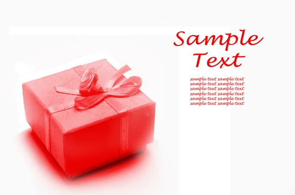 Piros ajándék fehér háttér — Stock Fotó