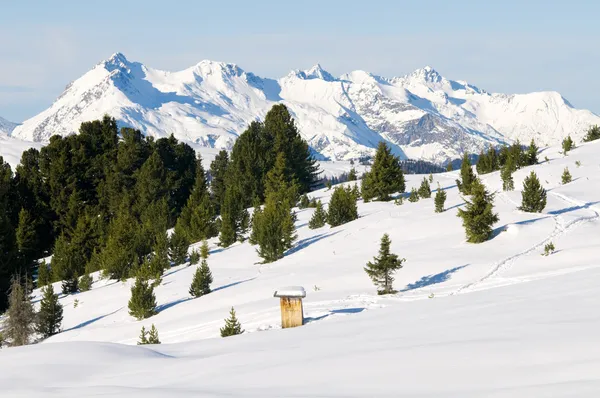 Hermoso paisaje de invierno — Foto de Stock