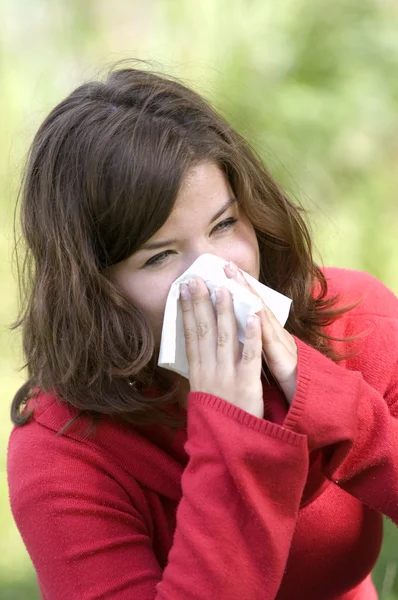 Alergic sneezeing — Stock Photo, Image