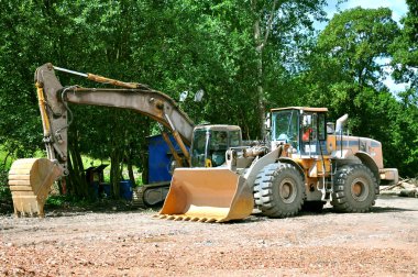 Bulldozer ve Ekskavatör