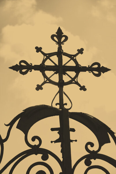 Старый крест
