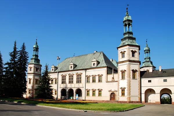 Епископский дворец в Кельце — стоковое фото