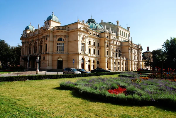 Théâtre construit en 1892 à Cracovie — Photo