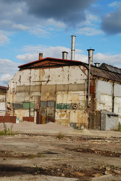 Terk edilmiş endüstriyel depo Telifsiz Stok Fotoğraflar