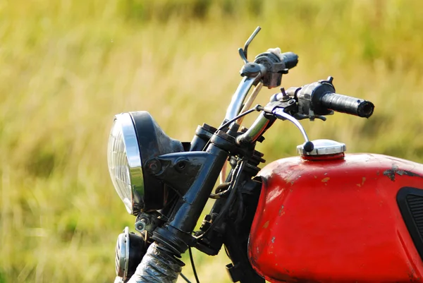 Gammal motorcykel — Stockfoto