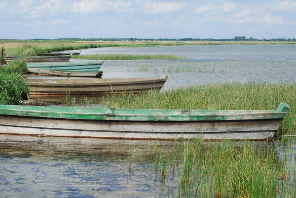 Dřevěná loď — Stock fotografie