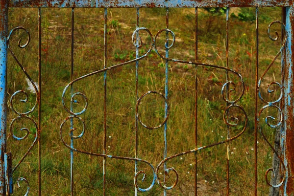 Kované železné brány — Stock fotografie