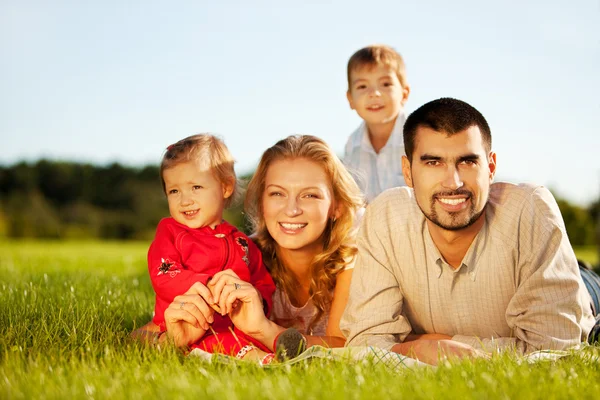 Famille heureuse Images De Stock Libres De Droits