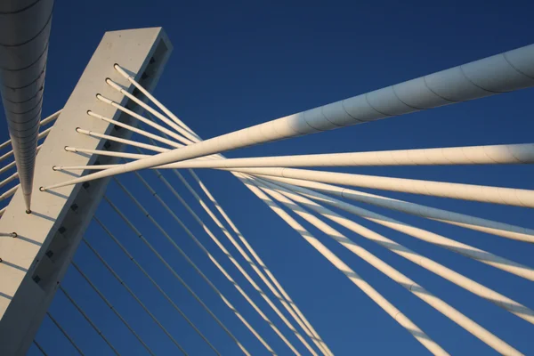 Construção de ponte moderna — Fotografia de Stock
