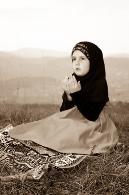 Young adorable Islamic girl clipart