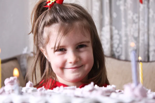 Dziecko z ciastem — Zdjęcie stockowe