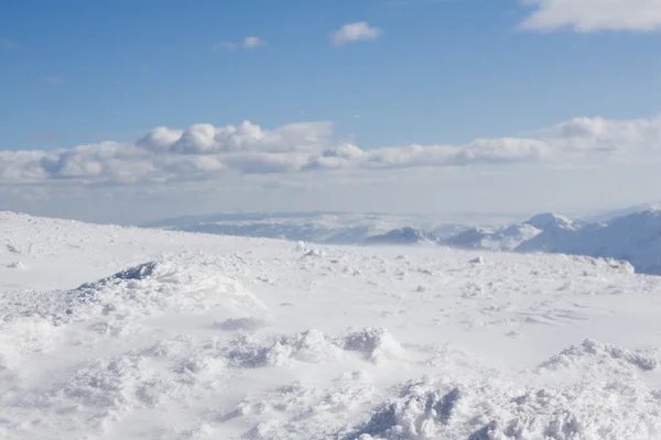 Зимний пейзаж на горе Белашница — стоковое фото