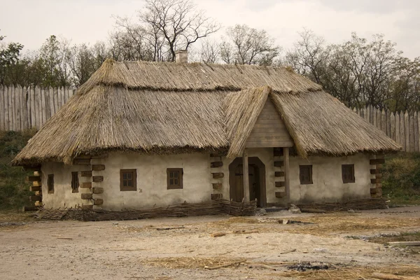 Old traditional ukrainian house — Stock Photo, Image