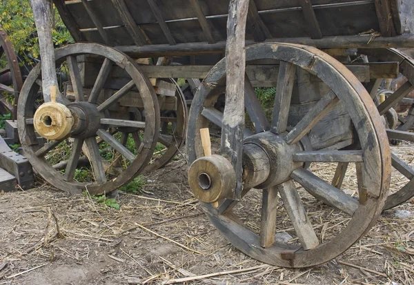 Roda kayu tua — Stok Foto