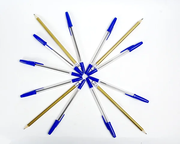 Długopisy i pensils — Zdjęcie stockowe