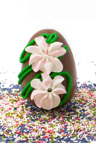Huevo de chocolate de Pascua — Foto de Stock