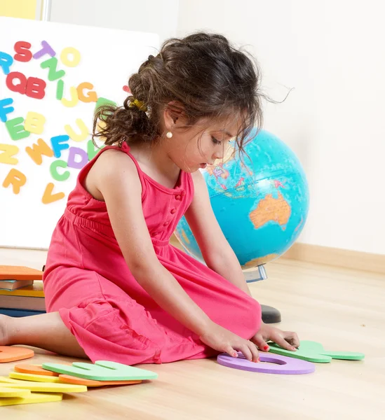 The little girl with Letters — Stock Photo, Image
