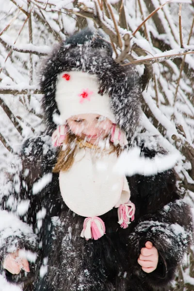 Child on the snow — Stock Photo, Image