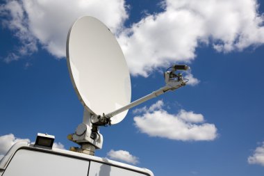 Satellite television transmitter clipart