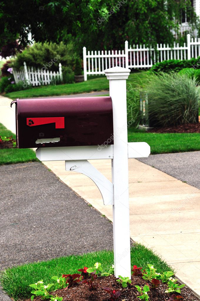 Red Mail Box