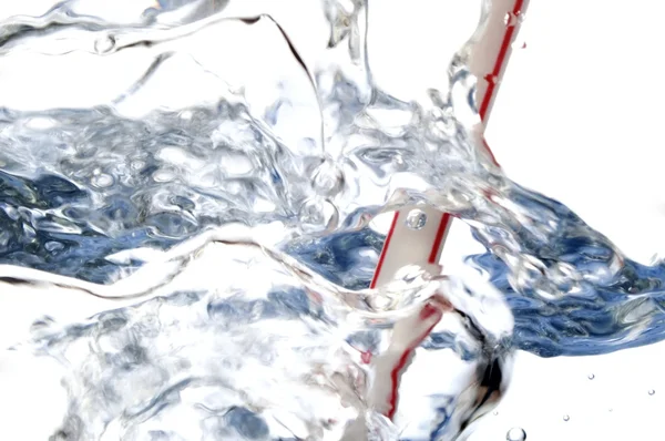 白色表现力上孤立的秸秆和水泡沫 — 图库照片