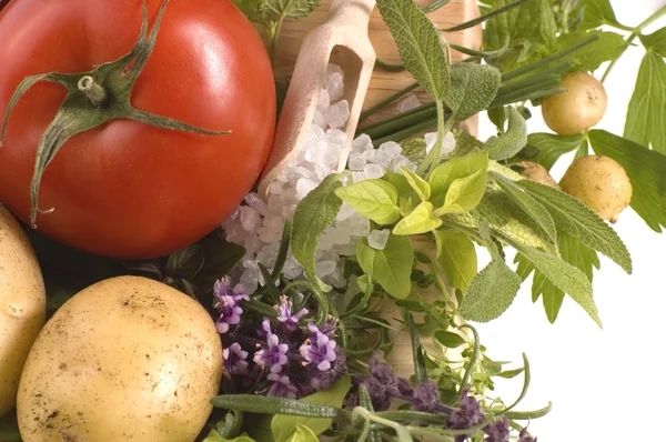 Fresh herbs and vegetables — Stock Photo, Image