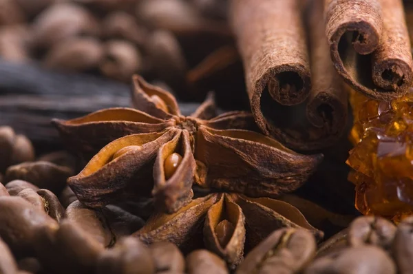 Aroma coffe. ingredients. coffe beens, anise, va — Stock Photo, Image