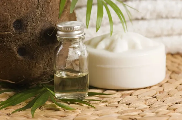 Kokosový olej pro alternativní terapie — Stock fotografie