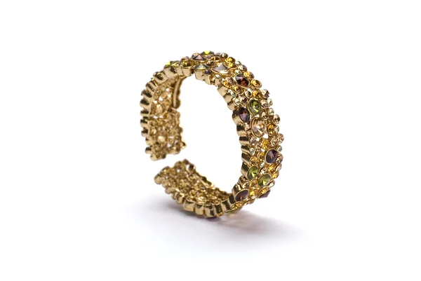 黄金订婚戒指的宝石 — 图库照片