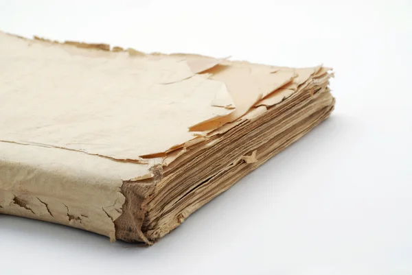 Stará prázdná kniha izolovaných na bílém — Stock fotografie