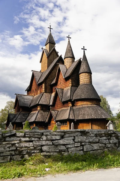 Norwegia. Heddal stavkirke — Zdjęcie stockowe